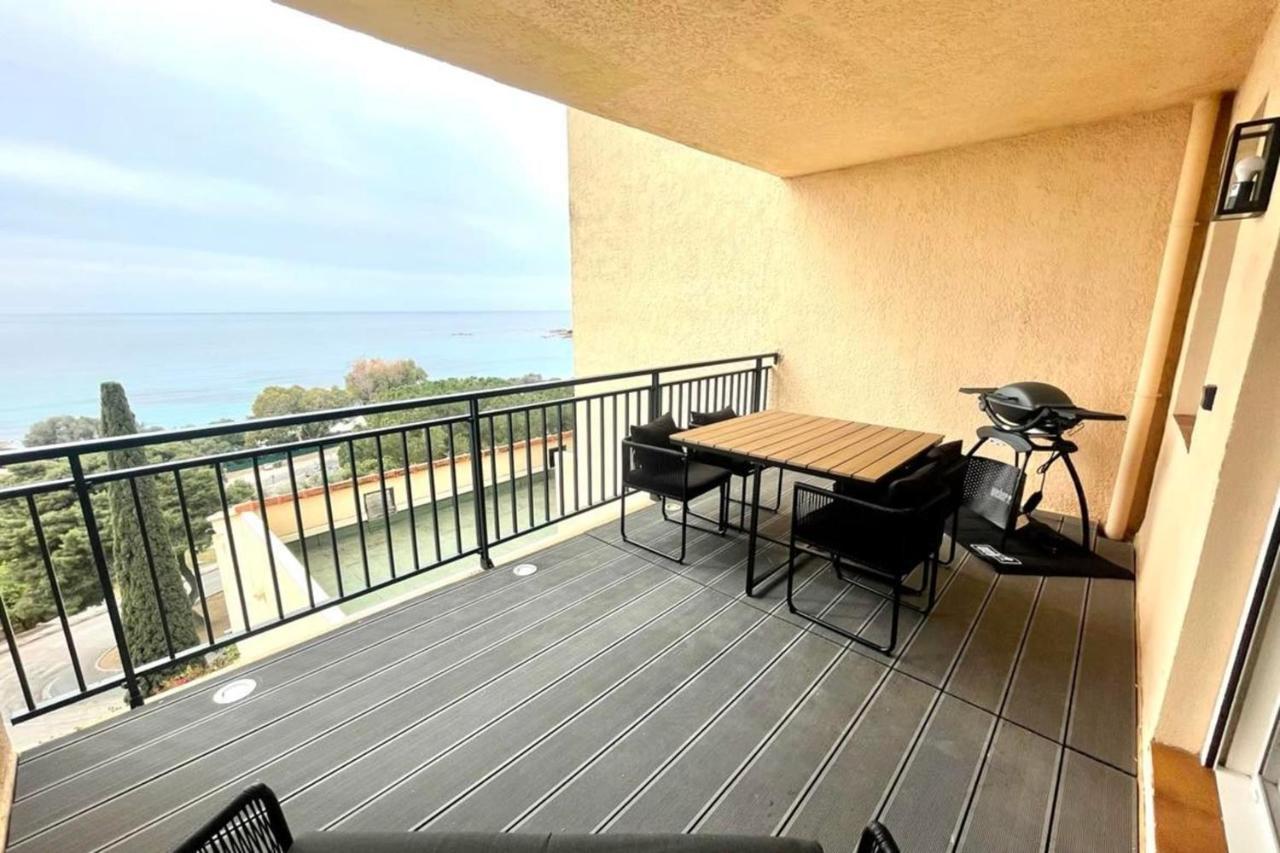 Nice And Bright 60 M With Terrace View On The Sea Аячо Екстериор снимка
